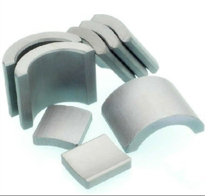 Korozyon Direnci Ferrit Ark Mıknatısları OEM Ferrit Segment Mıknatısları ISO TS16949