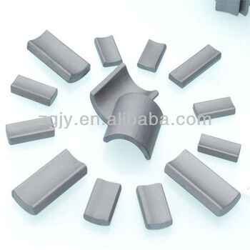 Yüksek Manyetik Güç Kalıcı Ferrit Mıknatısı Siyah Tolerans 005mm Endüstriyel Uygulamalar için Kalıcı Manyetik Bileşen