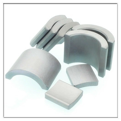 ISO TS16949 Ferrit Ark Şekilli Mıknatıslar OEM Ferrit Segment Mıknatısı